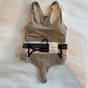 Calvin Klein wide band thong set